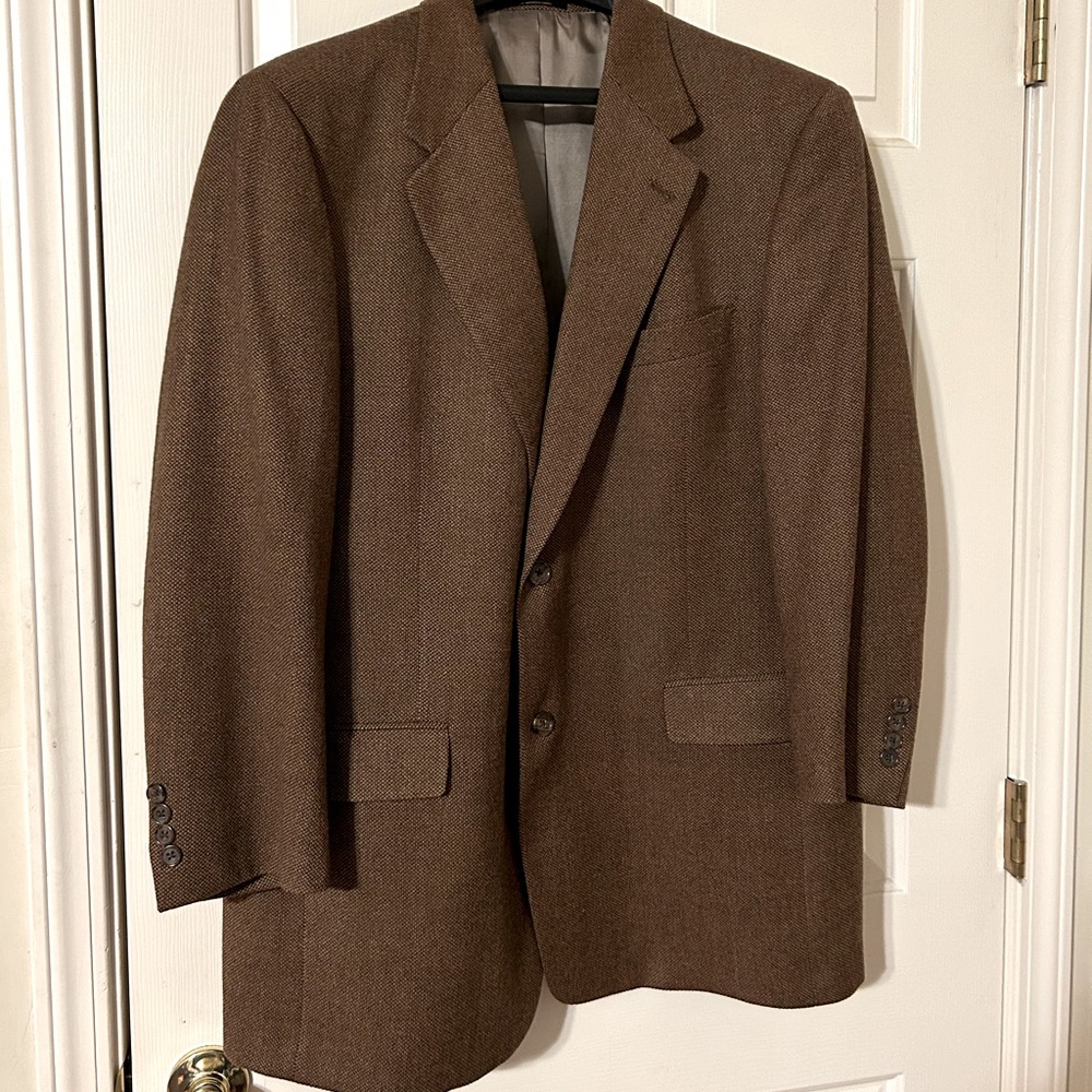Hart Schaffner Marx sports coat look at sleeve length before you make offer